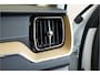 Volvo XC60 2.0 T8 AWD 335kW/456pk Aut8 Recharge Ultra Dark Excl. LUCHTVERING + BOWERS&WILKINS + PANORAMADAK + BLIS + HEAD-UP + PILOT ASSIST + V&A STOEL-&STUURVERWARMING + GOOGLE + STOELVENTILATIE&-MASSAGE + ADAPT.CRUISE + 360 CAMERA + 21" LM-VELGEN!!