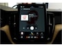 Volvo XC60 2.0 T8 AWD 335kW/456pk Aut8 Recharge Ultra Dark Excl. LUCHTVERING + BOWERS&WILKINS + PANORAMADAK + BLIS + HEAD-UP + PILOT ASSIST + V&A STOEL-&STUURVERWARMING + GOOGLE + STOELVENTILATIE&-MASSAGE + ADAPT.CRUISE + 360 CAMERA + 21" LM-VELGEN!!
