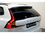 Volvo XC60 2.0 T8 AWD 335kW/456pk Aut8 Recharge Ultra Dark Excl. LUCHTVERING + BOWERS&WILKINS + PANORAMADAK + BLIS + HEAD-UP + PILOT ASSIST + V&A STOEL-&STUURVERWARMING + GOOGLE + STOELVENTILATIE&-MASSAGE + ADAPT.CRUISE + 360 CAMERA + 21" LM-VELGEN!!