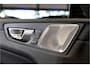 Volvo XC60 2.0 T8 AWD 335kW/456pk Aut8 Recharge Ultra Dark Excl. LUCHTVERING + BOWERS&WILKINS + PANORAMADAK + BLIS + HEAD-UP + PILOT ASSIST + V&A STOEL-&STUURVERWARMING + GOOGLE + STOELVENTILATIE&-MASSAGE + ADAPT.CRUISE + 360 CAMERA + 21" LM-VELGEN!!