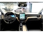 Volvo XC60 2.0 T8 AWD 335kW/456pk Aut8 Recharge Ultra Dark Excl. LUCHTVERING + BOWERS&WILKINS + PANORAMADAK + BLIS + HEAD-UP + PILOT ASSIST + V&A STOEL-&STUURVERWARMING + GOOGLE + STOELVENTILATIE&-MASSAGE + ADAPT.CRUISE + 360 CAMERA + 21" LM-VELGEN!!