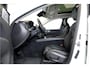 Volvo XC60 2.0 T8 AWD 335kW/456pk Aut8 Recharge Ultra Dark Excl. LUCHTVERING + BOWERS&WILKINS + PANORAMADAK + BLIS + HEAD-UP + PILOT ASSIST + V&A STOEL-&STUURVERWARMING + GOOGLE + STOELVENTILATIE&-MASSAGE + ADAPT.CRUISE + 360 CAMERA + 21" LM-VELGEN!!