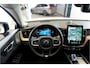 Volvo XC60 2.0 T8 AWD 335kW/456pk Aut8 Recharge Ultra Dark Excl. LUCHTVERING + BOWERS&WILKINS + PANORAMADAK + BLIS + HEAD-UP + PILOT ASSIST + V&A STOEL-&STUURVERWARMING + GOOGLE + STOELVENTILATIE&-MASSAGE + ADAPT.CRUISE + 360 CAMERA + 21" LM-VELGEN!!