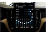 Volvo XC60 2.0 T8 AWD 335kW/456pk Aut8 Recharge Ultra Dark Excl. LUCHTVERING + BOWERS&WILKINS + PANORAMADAK + BLIS + HEAD-UP + PILOT ASSIST + V&A STOEL-&STUURVERWARMING + GOOGLE + STOELVENTILATIE&-MASSAGE + ADAPT.CRUISE + 360 CAMERA + 21" LM-VELGEN!!