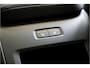 Volvo XC60 2.0 T8 AWD 335kW/456pk Aut8 Recharge Ultra Dark Excl. LUCHTVERING + BOWERS&WILKINS + PANORAMADAK + BLIS + HEAD-UP + PILOT ASSIST + V&A STOEL-&STUURVERWARMING + GOOGLE + STOELVENTILATIE&-MASSAGE + ADAPT.CRUISE + 360 CAMERA + 21" LM-VELGEN!!
