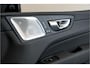 Volvo XC60 2.0 T8 AWD 335kW/456pk Aut8 Recharge Ultra Dark Excl. LUCHTVERING + BOWERS&WILKINS + PANORAMADAK + BLIS + HEAD-UP + PILOT ASSIST + V&A STOEL-&STUURVERWARMING + GOOGLE + STOELVENTILATIE&-MASSAGE + ADAPT.CRUISE + 360 CAMERA + 21" LM-VELGEN!!