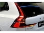 Volvo XC60 2.0 T8 AWD 335kW/456pk Aut8 Recharge Ultra Dark Excl. LUCHTVERING + BOWERS&WILKINS + PANORAMADAK + BLIS + HEAD-UP + PILOT ASSIST + V&A STOEL-&STUURVERWARMING + GOOGLE + STOELVENTILATIE&-MASSAGE + ADAPT.CRUISE + 360 CAMERA + 21" LM-VELGEN!!