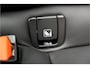 Volvo XC60 2.0 T8 AWD 335kW/456pk Aut8 Recharge Ultra Dark Excl. LUCHTVERING + BOWERS&WILKINS + PANORAMADAK + BLIS + HEAD-UP + PILOT ASSIST + V&A STOEL-&STUURVERWARMING + GOOGLE + STOELVENTILATIE&-MASSAGE + ADAPT.CRUISE + 360 CAMERA + 21" LM-VELGEN!!