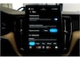 Volvo XC60 2.0 T8 AWD 335kW/456pk Aut8 Recharge Ultra Dark Excl. LUCHTVERING + BOWERS&WILKINS + PANORAMADAK + BLIS + HEAD-UP + PILOT ASSIST + V&A STOEL-&STUURVERWARMING + GOOGLE + STOELVENTILATIE&-MASSAGE + ADAPT.CRUISE + 360 CAMERA + 21" LM-VELGEN!!