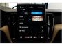 Volvo XC60 2.0 T8 AWD 335kW/456pk Aut8 Recharge Ultra Dark Excl. LUCHTVERING + BOWERS&WILKINS + PANORAMADAK + BLIS + HEAD-UP + PILOT ASSIST + V&A STOEL-&STUURVERWARMING + GOOGLE + STOELVENTILATIE&-MASSAGE + ADAPT.CRUISE + 360 CAMERA + 21" LM-VELGEN!!