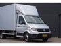 Volkswagen Crafter 50 2.0 TDI N1! DUBBELLUCHT BAKWAGEN, 1000KG LAADKLEP, 164PK AUT. LED, GEVEERDE STOEL, NAVI, CRUISE, AIRCO, VOORRUIT VERWARMING, NL AUTO, NAP, MEUBELBAK