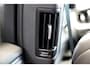 Volvo XC60 2.0 T8 AWD 299kW/407pk Aut8 MJ2027, NIEUW €82.945! Plug-in Ultra Black Exec. LUCHTVERING + BOWERS&WILKINS + PANORAMADAK + EL.TREKHAAK + HEAD-UP + PILOT ASSIST + STOELVERWARMING/-VENTILATIE&-MASSAGE + STUURVERARMING + 360 CAMERA + 21" LM-VELGEN!!
