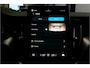 Volvo XC60 2.0 T8 AWD 299kW/407pk Aut8 MJ2027, NIEUW €82.945! Plug-in Ultra Black Exec. LUCHTVERING + BOWERS&WILKINS + PANORAMADAK + EL.TREKHAAK + HEAD-UP + PILOT ASSIST + STOELVERWARMING/-VENTILATIE&-MASSAGE + STUURVERARMING + 360 CAMERA + 21" LM-VELGEN!!