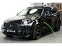 Volvo XC60 2.0 T8 AWD 299kW/407pk Aut8 MJ2027, NIEUW €82.945! Plug-in Ultra Black Exec. LUCHTVERING + BOWERS&WILKINS + PANORAMADAK + EL.TREKHAAK + HEAD-UP + PILOT ASSIST + STOELVERWARMING/-VENTILATIE&-MASSAGE + STUURVERARMING + 360 CAMERA + 21" LM-VELGEN!!