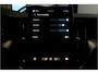 Volvo XC60 2.0 T8 AWD 299kW/407pk Aut8 MJ2027, NIEUW €82.945! Plug-in Ultra Black Exec. LUCHTVERING + BOWERS&WILKINS + PANORAMADAK + EL.TREKHAAK + HEAD-UP + PILOT ASSIST + STOELVERWARMING/-VENTILATIE&-MASSAGE + STUURVERARMING + 360 CAMERA + 21" LM-VELGEN!!