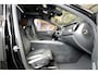 Volvo XC60 2.0 T8 AWD 299kW/407pk Aut8 MJ2027, NIEUW €82.945! Plug-in Ultra Black Exec. LUCHTVERING + BOWERS&WILKINS + PANORAMADAK + EL.TREKHAAK + HEAD-UP + PILOT ASSIST + STOELVERWARMING/-VENTILATIE&-MASSAGE + STUURVERARMING + 360 CAMERA + 21" LM-VELGEN!!