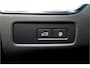 Volvo XC60 2.0 T8 AWD 299kW/407pk Aut8 MJ2027, NIEUW €82.945! Plug-in Ultra Black Exec. LUCHTVERING + BOWERS&WILKINS + PANORAMADAK + EL.TREKHAAK + HEAD-UP + PILOT ASSIST + STOELVERWARMING/-VENTILATIE&-MASSAGE + STUURVERARMING + 360 CAMERA + 21" LM-VELGEN!!