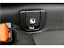 Volvo XC60 2.0 T8 AWD 299kW/407pk Aut8 MJ2027, NIEUW €82.945! Plug-in Ultra Black Exec. LUCHTVERING + BOWERS&WILKINS + PANORAMADAK + EL.TREKHAAK + HEAD-UP + PILOT ASSIST + STOELVERWARMING/-VENTILATIE&-MASSAGE + STUURVERARMING + 360 CAMERA + 21" LM-VELGEN!!