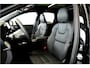 Volvo XC60 2.0 T8 AWD 299kW/407pk Aut8 MJ2027, NIEUW €82.945! Plug-in Ultra Black Exec. LUCHTVERING + BOWERS&WILKINS + PANORAMADAK + EL.TREKHAAK + HEAD-UP + PILOT ASSIST + STOELVERWARMING/-VENTILATIE&-MASSAGE + STUURVERARMING + 360 CAMERA + 21" LM-VELGEN!!