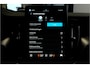 Volvo XC60 2.0 T8 AWD 299kW/407pk Aut8 MJ2027, NIEUW €82.945! Plug-in Ultra Black Exec. LUCHTVERING + BOWERS&WILKINS + PANORAMADAK + EL.TREKHAAK + HEAD-UP + PILOT ASSIST + STOELVERWARMING/-VENTILATIE&-MASSAGE + STUURVERARMING + 360 CAMERA + 21" LM-VELGEN!!