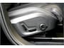 Volvo XC60 2.0 T8 AWD 299kW/407pk Aut8 MJ2027, NIEUW €82.945! Plug-in Ultra Black Exec. LUCHTVERING + BOWERS&WILKINS + PANORAMADAK + EL.TREKHAAK + HEAD-UP + PILOT ASSIST + STOELVERWARMING/-VENTILATIE&-MASSAGE + STUURVERARMING + 360 CAMERA + 21" LM-VELGEN!!