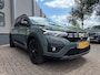 Dacia Jogger 1.0 TCe Extreme 110PK 7Pers,Navi,Clima,Cruise,Isofix,Carplay,Stoelverwarming,ElektrRamen+Spiegels,Led,Lmv,Dakrail