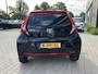 Toyota Aygo 1.0 VVT-i x-clusiv | Leder | Apple CAR Play