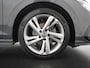 Volkswagen Golf Variant 1.5 eTSI R-Line DSG | 150PK | Trekhaak | Zondag Open!