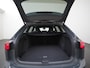 Volkswagen Golf Variant 1.5 eTSI R-Line DSG | 150PK | Trekhaak | Zondag Open!