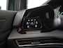 Volkswagen Golf Variant 1.5 eTSI R-Line DSG | 150PK | Trekhaak | Zondag Open!