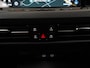 Volkswagen Golf Variant 1.5 eTSI R-Line DSG | 150PK | Trekhaak | Zondag Open!