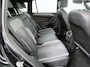Volkswagen Tiguan 1.4 TSI eHybrid R-Line Black Style | Panoramadak | Adaptive onderstel | Winter pakket | Zondag Open!