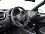 Toyota Aygo X 1.0 VVT-i MT Play Two-Tone | Stoelverwarming | Camera | 17" LMV | Adaptief Cruise | Zondag Open!