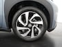 Toyota Aygo X 1.0 VVT-i MT Play Two-Tone | Stoelverwarming | Camera | 17" LMV | Adaptief Cruise | Zondag Open!