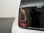 Volkswagen Up! 1.0 BMT Cross up! | Stoelverwarming | Lichtmetalen Velgen | Zondag Open!