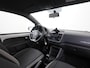 Volkswagen Up! 1.0 BMT Cross up! | Stoelverwarming | Lichtmetalen Velgen | Zondag Open!