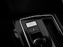 Volkswagen Golf 1.5 eTSI Style DSG | Camera | Stuurverwarming | 18'' Bergamo | Zondag Open!