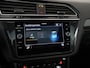 Volkswagen Tiguan 1.4 TSI eHybrid R Line | Panoramadak | Trekhaak | Stoelverwarming | Zondag Open!