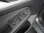 Volkswagen Golf 1.5 TSI Life | 150PK | Schuifdak | Stuurverwarming | Zondag Open!