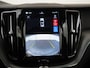 Volvo XC60 2.0 T6 Long Range AWD Core Bright | Trekhaak | Panoramadak | Stoel/Stuurverwarming | Zondag Open!