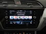 Volkswagen Touran 1.5 TSI DSG | 7 Persoons | Trekhaak | Zondag Open!