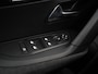 Peugeot 2008 1.2 Hybrid 145 Style | Apple Carplay | Parkeersensor | LED | Zondag Open!