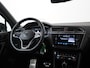 Volkswagen Tiguan 1.4 TSI eHybrid R-Line Black Style | Trekhaak | DCC Adaptief | Head Up | Zondag Open!