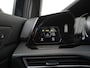 Volkswagen Golf 1.5 eTSI R-Line DSG | Camera | Stuurverwarming | Zondag Open!