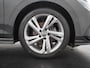Volkswagen Golf 1.5 eTSI R-Line DSG | Camera | Stuurverwarming | Zondag Open!