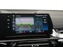 BMW iX1 xDrive30 Launch Edition 67 kWh | SOH 100% | Panoramadak | Trekhaak | Leder | Head Up | 22kw lader | Zondag Open!