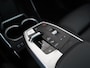 BMW iX1 xDrive30 Launch Edition 67 kWh | SOH 100% | Panoramadak | Trekhaak | Leder | Head Up | 22kw lader | Zondag Open!