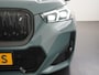 BMW iX1 xDrive30 Launch Edition 67 kWh | SOH 100% | Panoramadak | Trekhaak | Leder | Head Up | 22kw lader | Zondag Open!