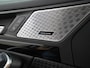 BMW iX1 xDrive30 Launch Edition 67 kWh | SOH 100% | Panoramadak | Trekhaak | Leder | Head Up | 22kw lader | Zondag Open!