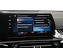 BMW iX1 xDrive30 Launch Edition 67 kWh | SOH 100% | Panoramadak | Trekhaak | Leder | Head Up | 22kw lader | Zondag Open!